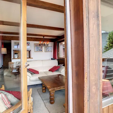 Concorde 227 Apartment